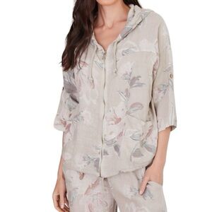 490. Women’s Beige Floral Zip-Up Drawstring Hoodie NWT